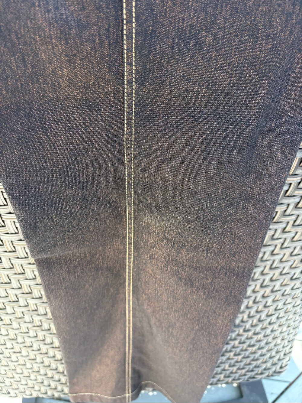 Cache Jeans - Picture 9 of 10